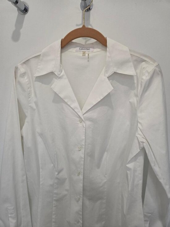 Calvin Klein New White Stretch Button Down Shirt with Back Detail Stitching 10P - Picture 2 of 6